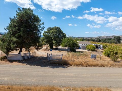Tiny photo for 27 Wellsona Road, Paso Robles, CA 93446 (MLS # NS25221680)