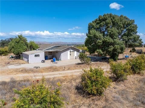 Tiny photo for 27 Wellsona Road, Paso Robles, CA 93446 (MLS # NS25221680)