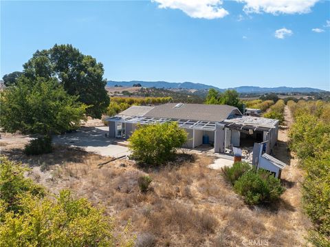 Tiny photo for 27 Wellsona Road, Paso Robles, CA 93446 (MLS # NS25221680)