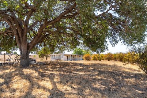Tiny photo for 27 Wellsona Road, Paso Robles, CA 93446 (MLS # NS25221680)