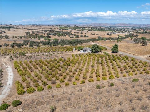 Tiny photo for 27 Wellsona Road, Paso Robles, CA 93446 (MLS # NS25221680)