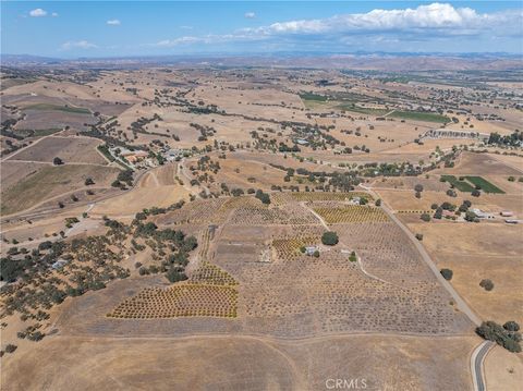Tiny photo for 27 Wellsona Road, Paso Robles, CA 93446 (MLS # NS25221680)
