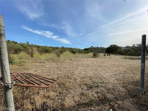Tiny photo for 27 Wellsona Road, Paso Robles, CA 93446 (MLS # NS25221680)