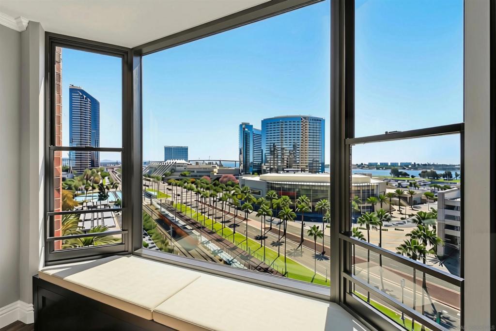 500 W Harbor Dr 1022
