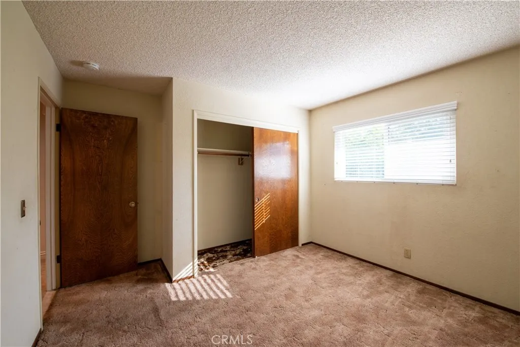 Riverside, California 92503, United States, 3 Bedrooms Bedrooms, ,2 BathroomsBathrooms,Residential,Pending,183683