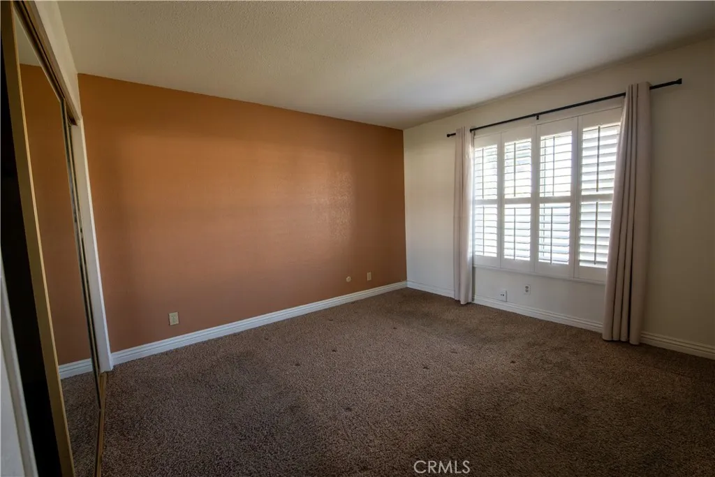 Riverside, California 92503, United States, 3 Bedrooms Bedrooms, ,2 BathroomsBathrooms,Residential,Pending,183683