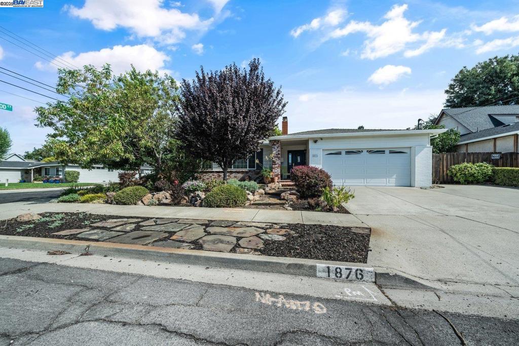 DANA ESTATES - Residential