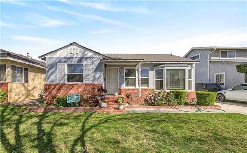6137 Greenmeadow Lakewood CA 90713