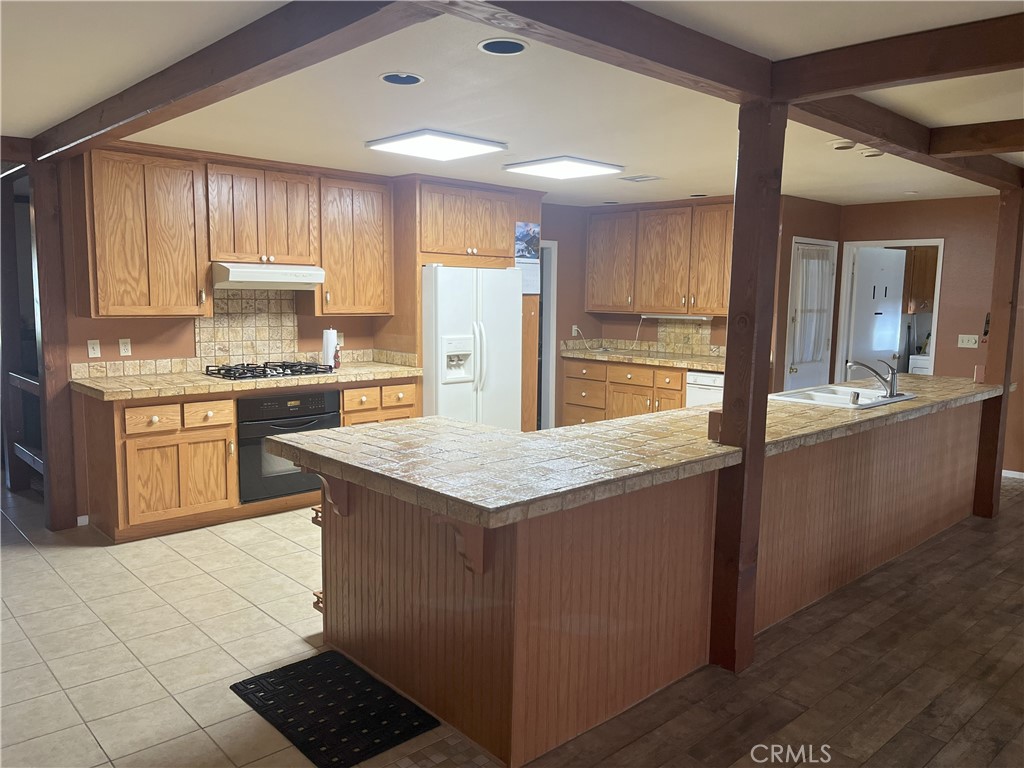 28957 glen oaks drive