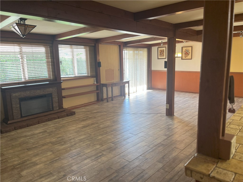 28957 glen oaks drive