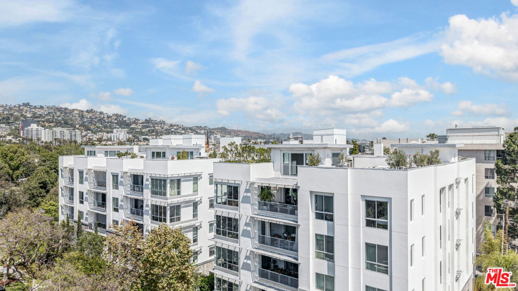 450 N Palm Drive 506PH