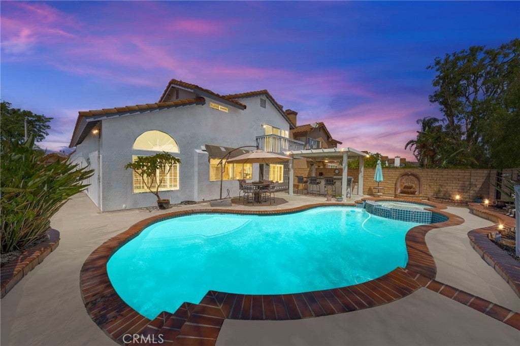 2162 Russell Drive