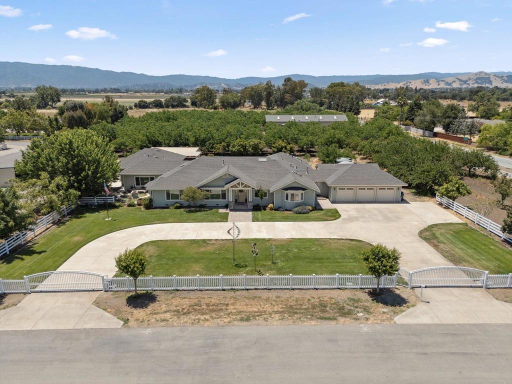 9885 Wilford Way