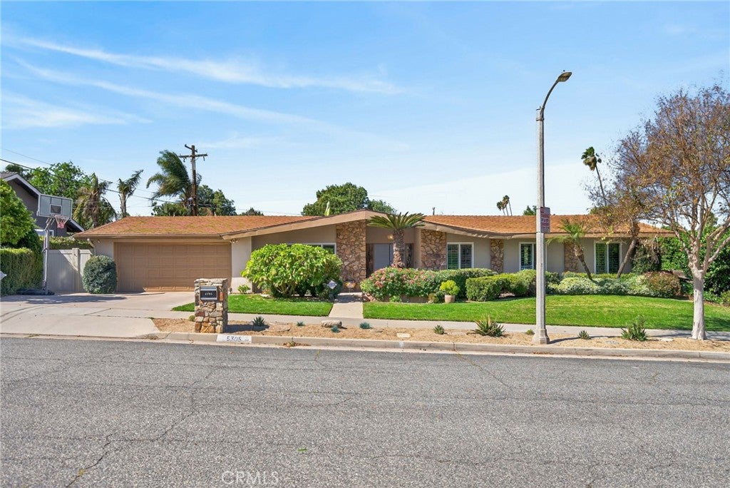 5305 Bardwell