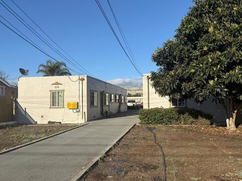 Photo of 236 Locust Street, Watsonville, CA 95076 (MLS # ML82040986)