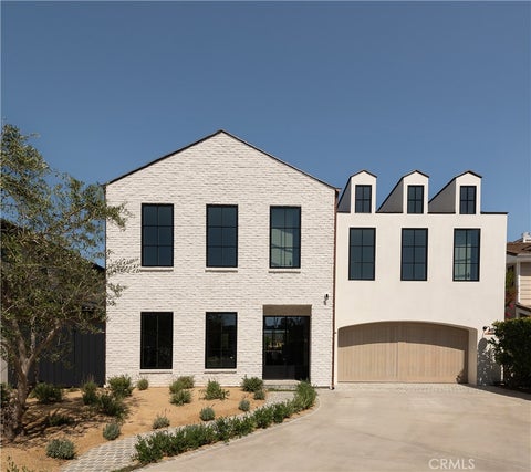 Photo of 2430 Leeward CIR, Westlake Village, CA 91361 (MLS # SR26121024)
