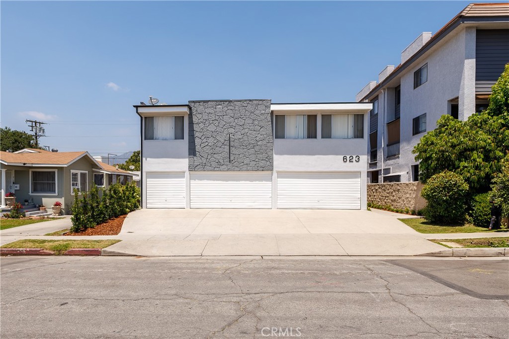 We are pleased to present 623 Orange Grove Ave., a 5-unit multifamily investment opportunity located in the heart of Glendale. This asset sits on a 6,882 square foot lot, it is the perfect opportunity for a passive investment in a high rental demand area. Constructed in 1964, 623 Orange Grove Ave. comprises of two two-bedroom/two-bathroom units and three two-bedroom/one-bathroom units. The 5,652 square feet of improvements boast each of the two-bedroom units around 1,050 square feet approximately. One of the units has been fully renovated and all units have separate meters for gas and electricity. The property offers ten parking spaces, five of which are covered spaces, complimentary storage cabinets for all tenants, and a private laundry room. Recent capital improvements to the property also include The property has new landscaping, new backyard outdoor space, new overall building improvements including exterior painting and lighting. All residents are on a Ratio Utility Billing lease. This property is mere moments away from the highly anticipated Erewhon, The Americana at Brand, Glendale Galleria, and other renowned landmarks. Enjoy seamless access to major highways, exquisite dining, and vibrant entertainment. The location of this building makes it an attractive asset to investors and prospective tenants looking to make this property their home.