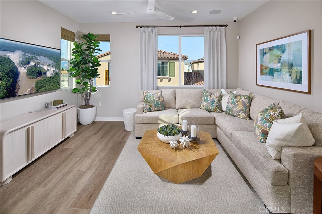 12720 Hampton Avenue