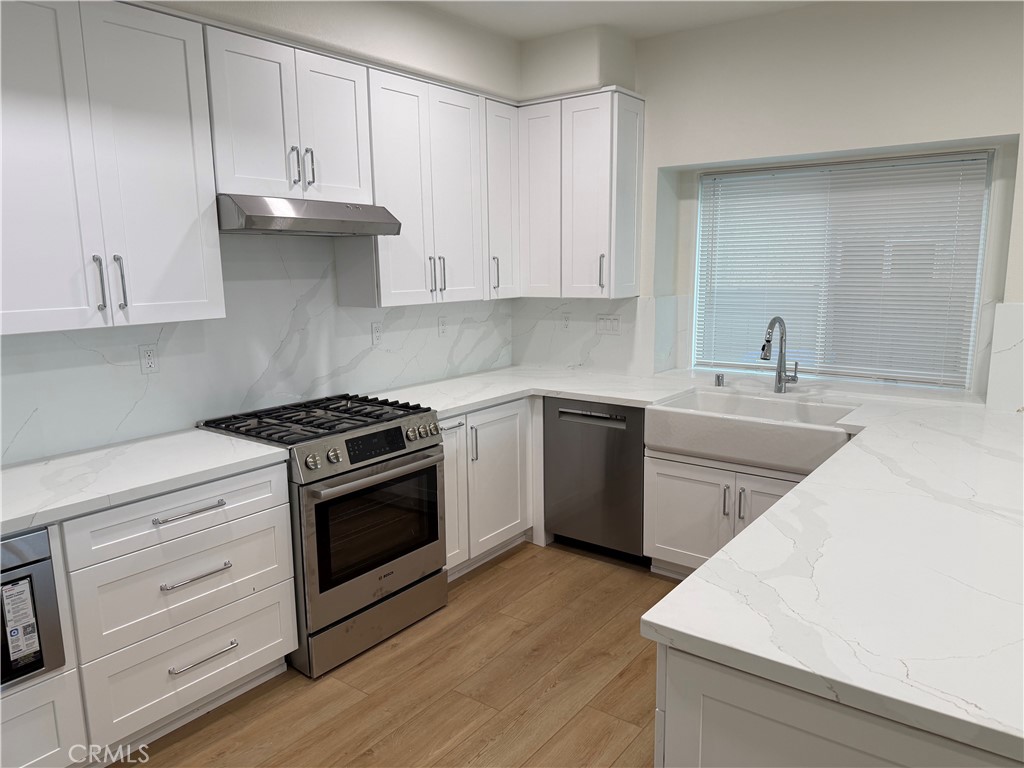 Ridge - Pacific Ridge (RIDG) - Residential Lease