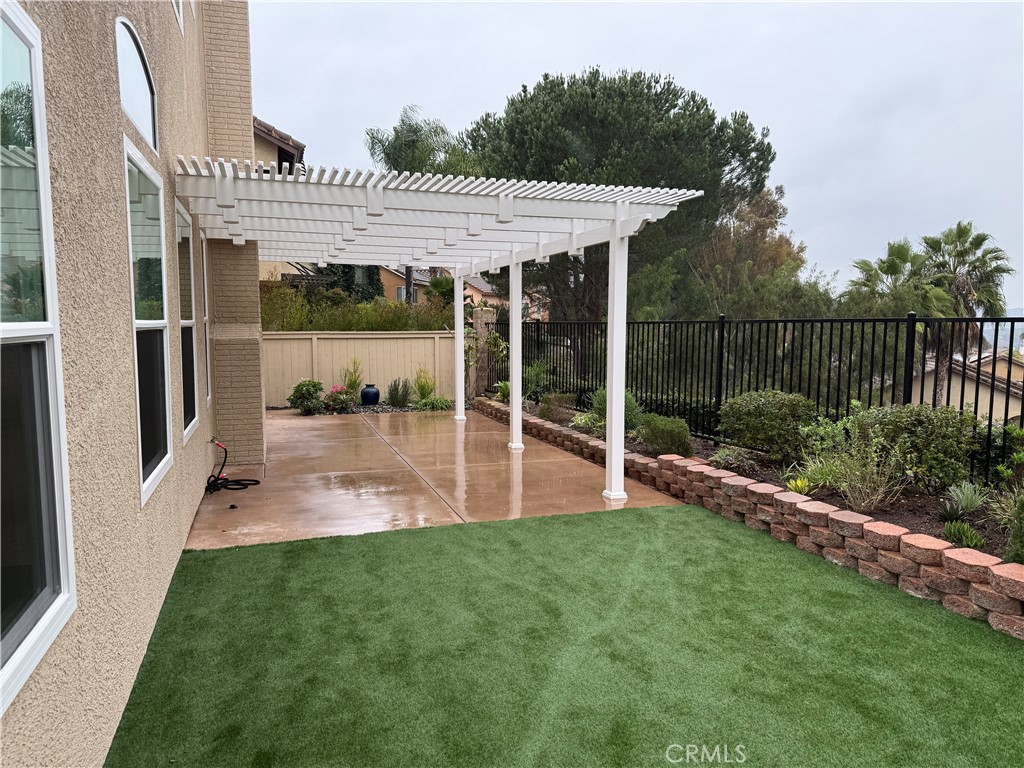 Ridge - Pacific Ridge (RIDG) - Residential Lease