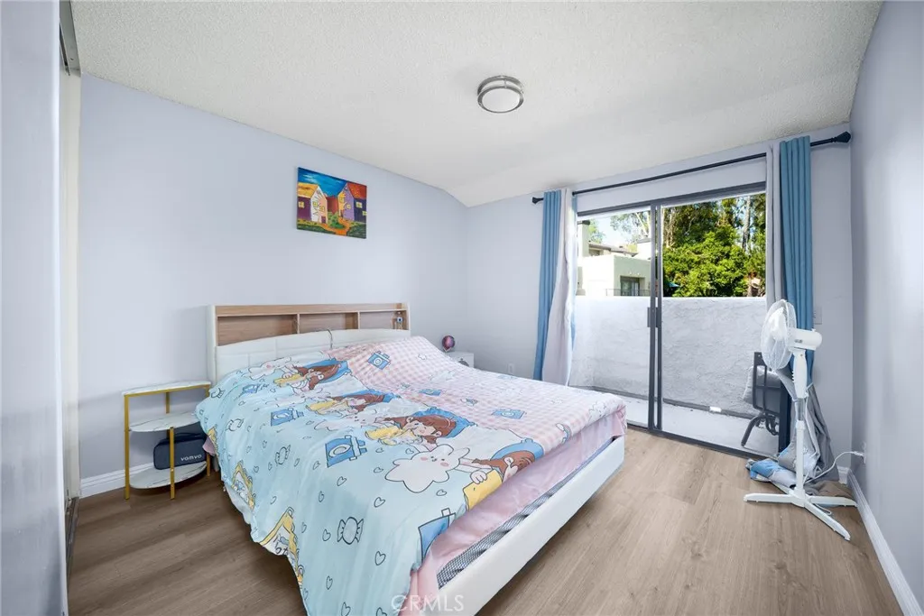 West Covina, California 91792, United States, 2 Bedrooms Bedrooms, ,3 BathroomsBathrooms,Residential,Active,187237