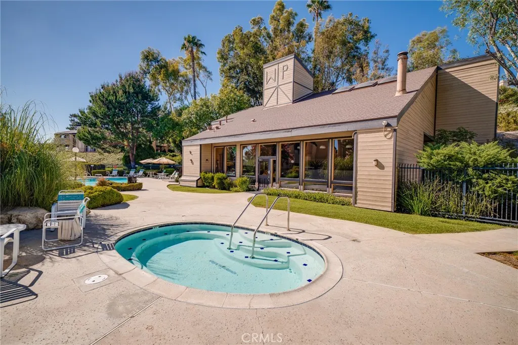 West Covina, California 91792, United States, 2 Bedrooms Bedrooms, ,3 BathroomsBathrooms,Residential,Active,187237