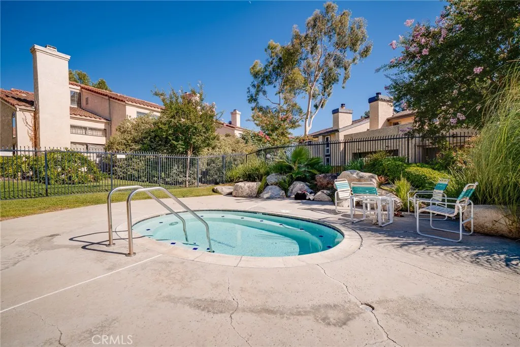 West Covina, California 91792, United States, 2 Bedrooms Bedrooms, ,3 BathroomsBathrooms,Residential,Active,187237