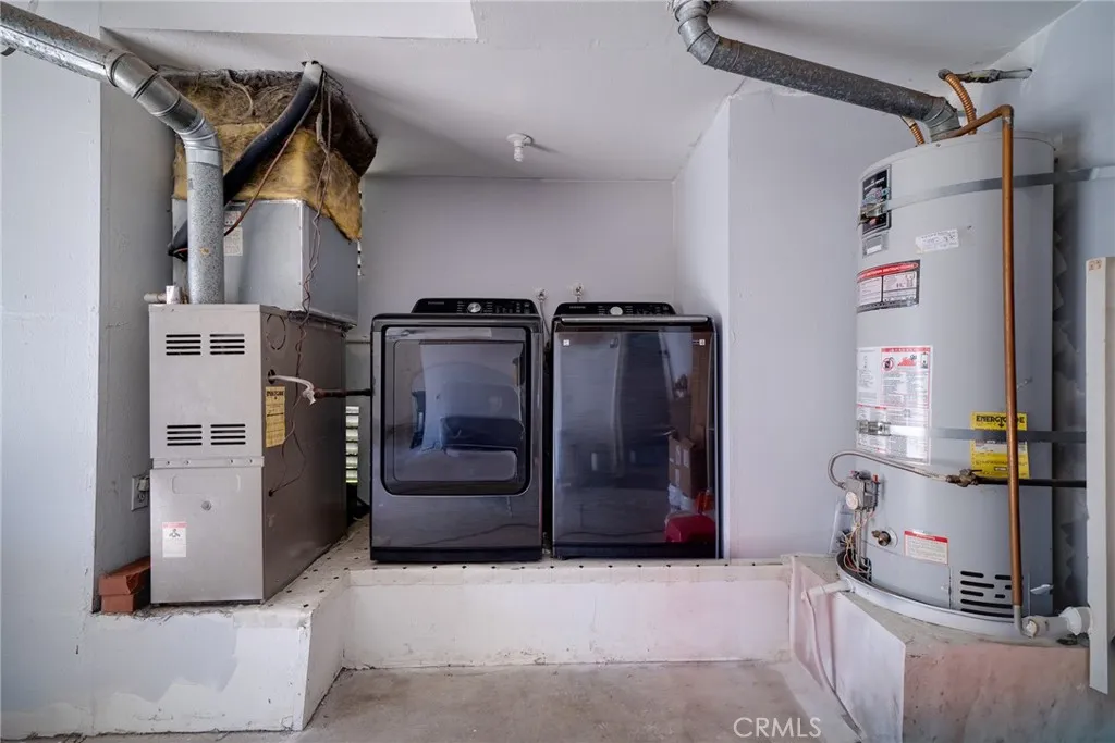 West Covina, California 91792, United States, 2 Bedrooms Bedrooms, ,3 BathroomsBathrooms,Residential,Active,187237