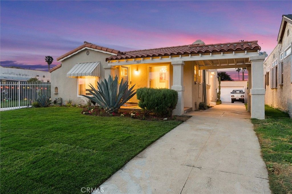 Photo of 527 W 106th Street, Los Angeles, CA 90044 (MLS # SB26068237)