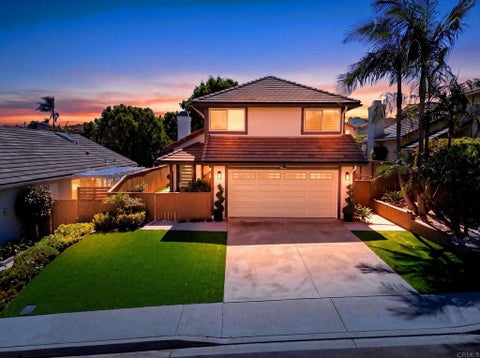 Photo of 1923 Elm Ridge Drive, Vista, CA 92081 (MLS # PTP2607859)