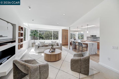 Photo of 3674 Rossmoor Pkwy PKWY #7, Walnut Creek, CA 94595 (MLS # 41148995)