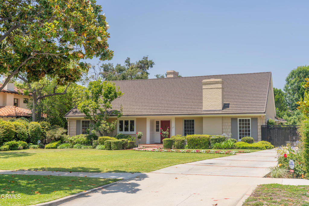 Properties 3 653 Chaucer Road
