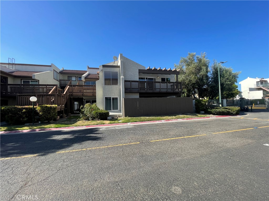 951 S Citron Street 5