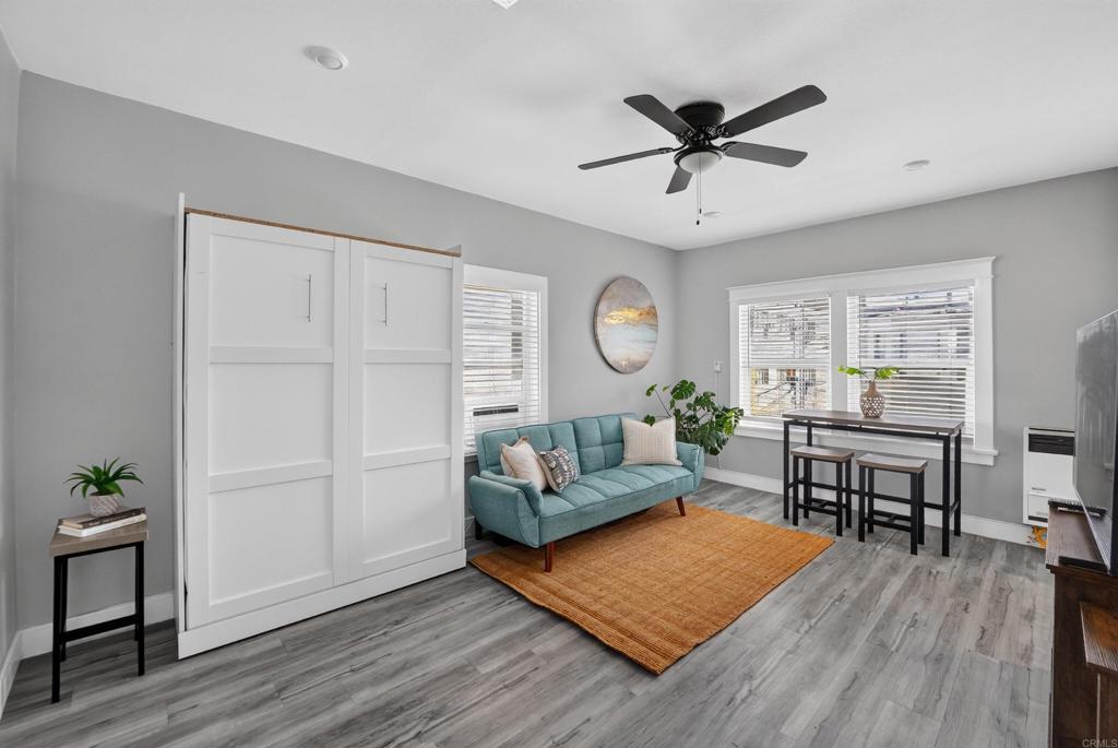 323 W 4Th Street 211