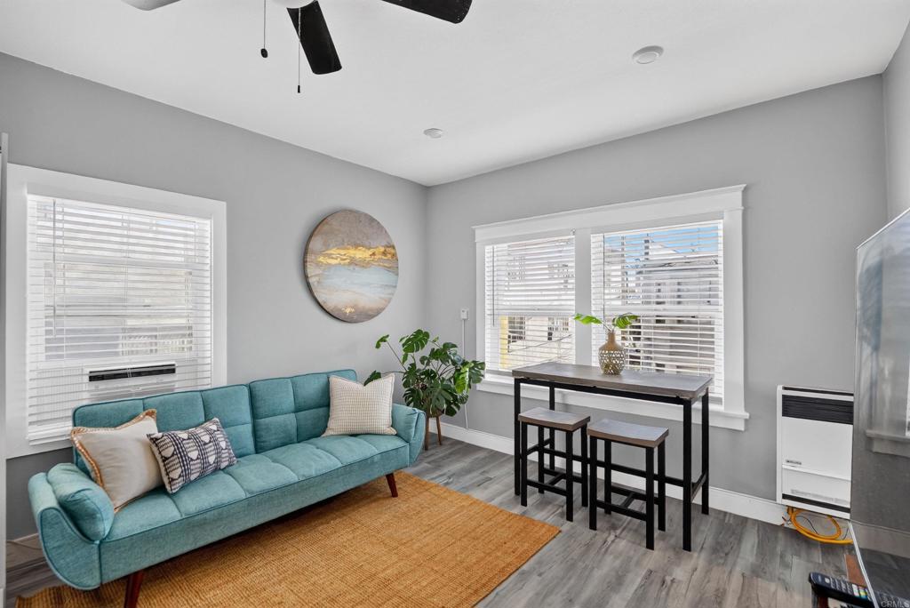 323 W 4Th Street 211