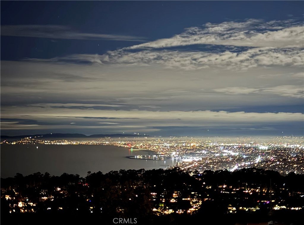 710 Via La Cuesta