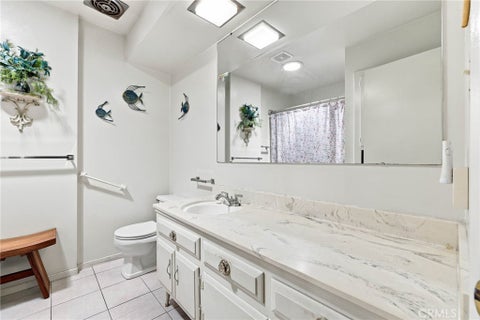 Tiny photo for 630 Janetwood DR, Oxnard, CA 93030 (MLS # SR26165608)