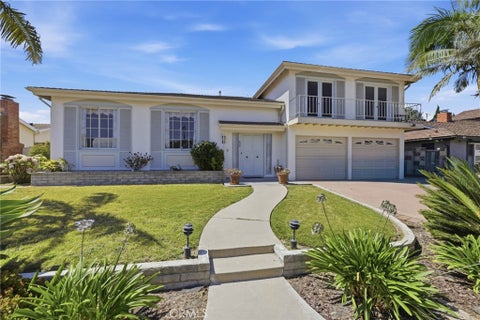 Tiny photo for 630 Janetwood DR, Oxnard, CA 93030 (MLS # SR26165608)