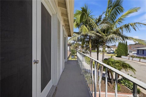 Tiny photo for 630 Janetwood DR, Oxnard, CA 93030 (MLS # SR26165608)