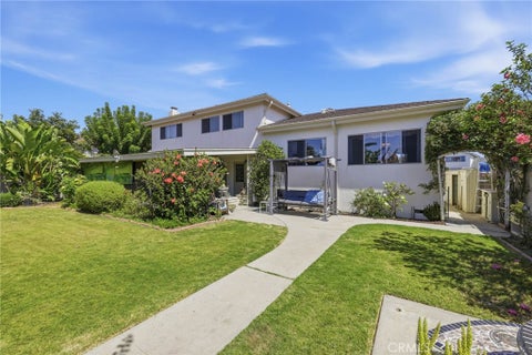 Tiny photo for 630 Janetwood DR, Oxnard, CA 93030 (MLS # SR26165608)