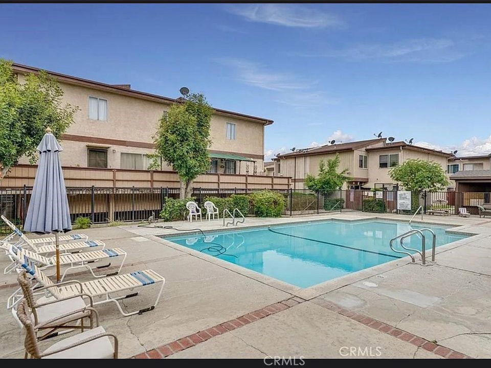 Welcome to 7300 Lennox Ave Unit I5, a beautifully maintained 2-bedroom, 2-bathroom condo offering 971 sqft of comfortable living in the heart of Van Nuys. Unit comes with storage! This highly desirable unit is a standout opportunity for both savvy investors and owner-occupants seeking affordability, convenience, and lifestyle. Perfectly situated near top-rated schools, a wide variety of restaurants, shopping centers, and major grocery stores, this property combines everyday ease with unbeatable location. The well-kept community features a sparkling pool, ideal for relaxing or entertaining guests. Whether you're looking to add a strong rental to your portfolio or settle into a home of your own, this condo delivers flexibility and long-term value. Time is running out to secure one of the most attractively priced homes in a rapidly growing area—don’t miss your chance to own a part of Van Nuys’ thriving residential market. Schedule your viewing today before this opportunity slips away!