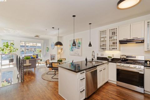 Photo of 2300 Broadway #5, Oakland, CA 94612 (MLS # 41130336)