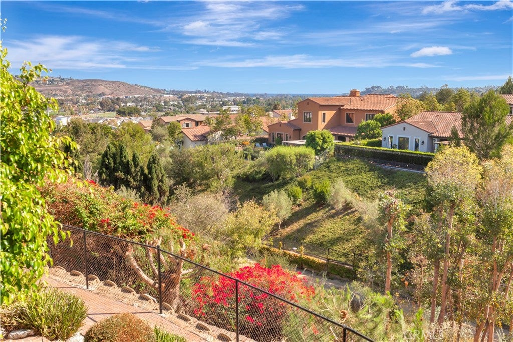 32181 Paseo De Manuel