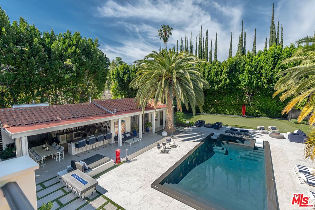 Photo of 4555 Densmore Avenue, Encino, CA 91436 (MLS # 26638267)