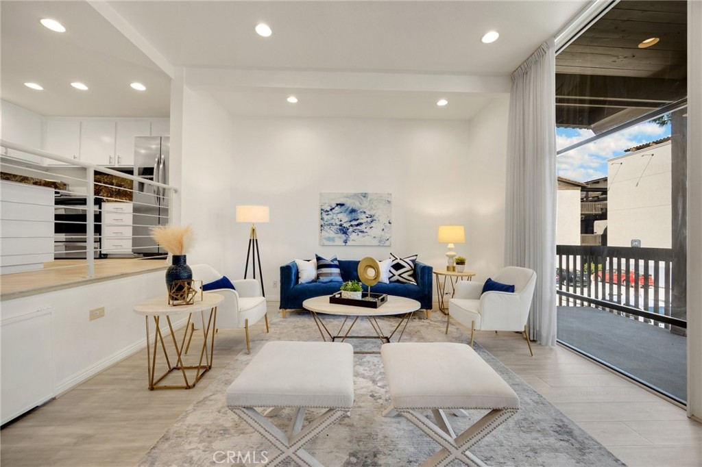 5202 Marina Pacifica Drive S