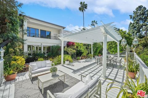 9580 Shirley Lane Beverly Hills CA 90210