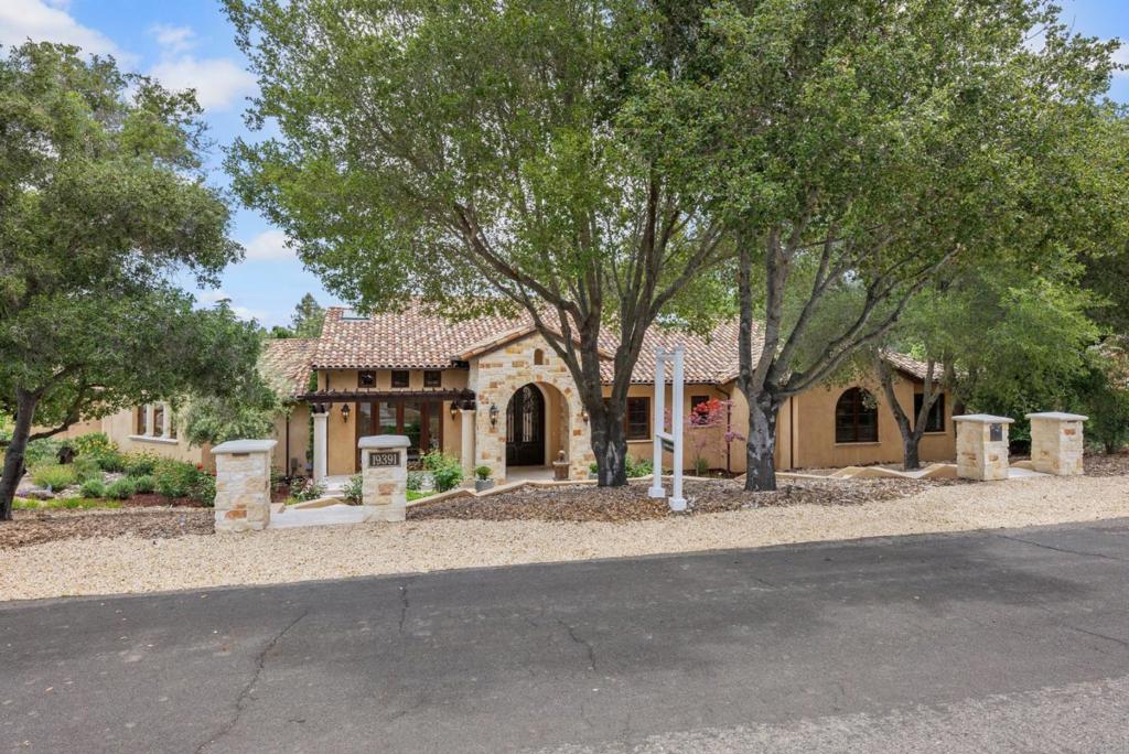 Exceptional Tuscan inspired estate nestled in one of the most highly sought out neighborhoods in Saratoga. Completed in 2015, the absolute finest materials were used to create this "museum quality" luxury home. Unrivaled attention to detail was the spirit of this newer build. Prodigious entry foyer. Soaring ceilings, barrel vaulting, groin vault, custom wood beams, dramatic arches and other extraordinary design elements throughout. The kitchen area is spectacular featuring commercial grade appliances, bespoke cabinetry, oversized island, walk-in pantry and much more... This impressive kitchen opens to the grand family "great-room". Lavish formal dining with an adjacent wine room. Opulent master suite includes a luxurious spa-inspired master bath. The grounds are unsurpassed featuring magnificent gardens, Bocce, outdoor kitchen, custom pool, fireplace, fire pit and all the amenities for the ultimate lifestyle. Spectacular guest house with the same attention to detail as the main house.