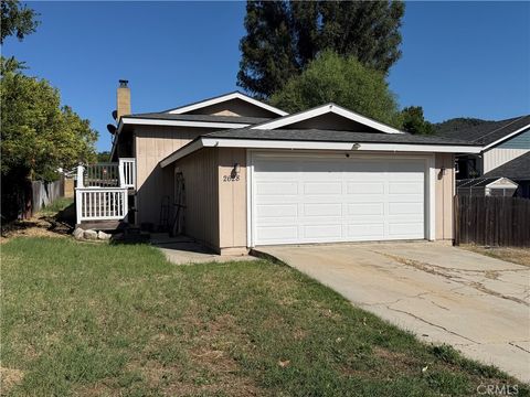 Photo of 2628 Saddle Back LN, Paso Robles, CA 93446 (MLS # NS26100314)