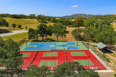 Tiny photo for 2628 Saddle Back LN, Paso Robles, CA 93446 (MLS # NS26100314)