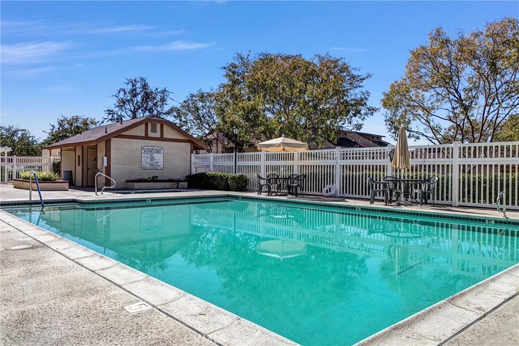 Maison de Fleur (MAIF) - Residential
